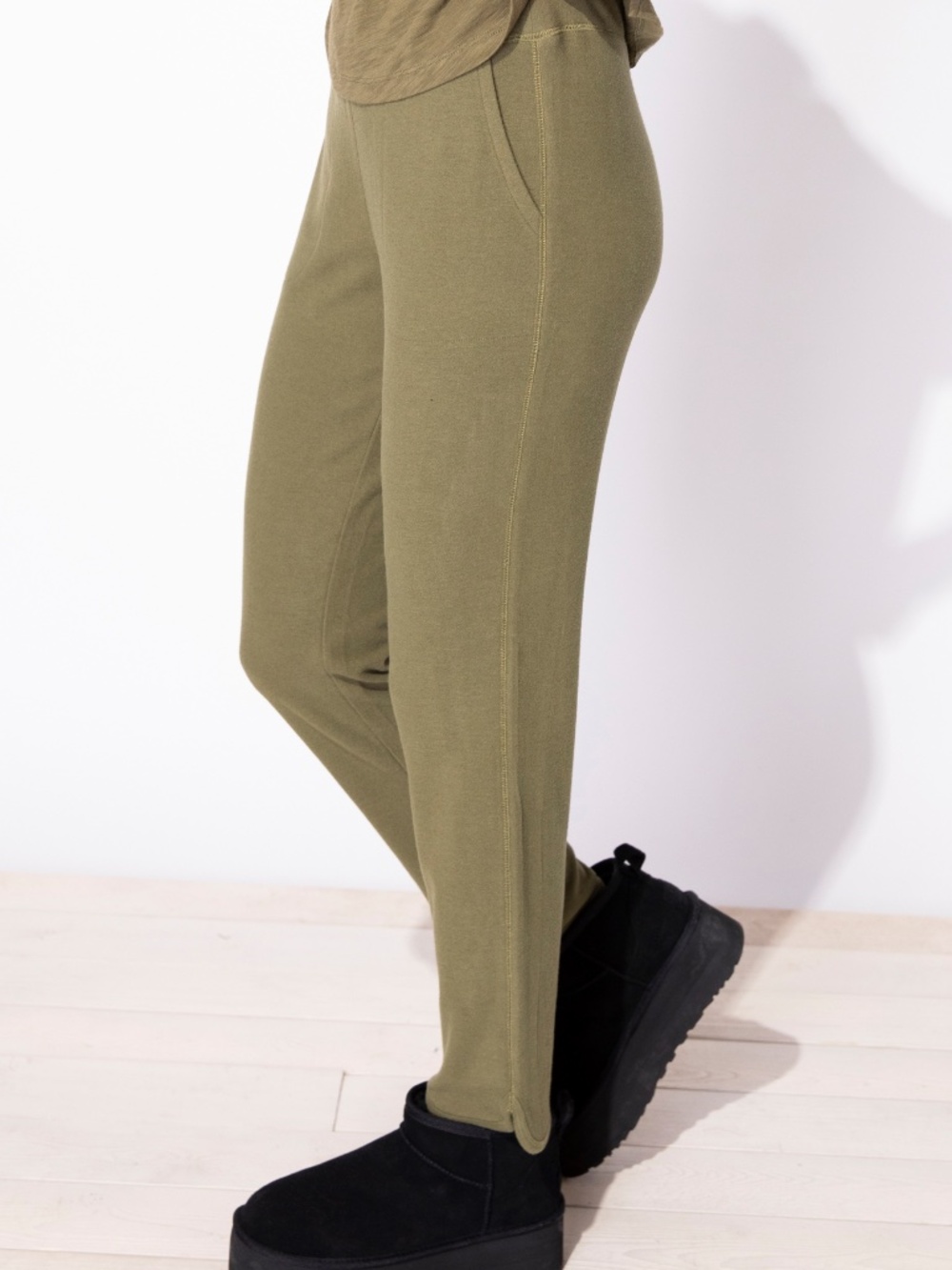 NWT - Buttery Rib Knit Saturday Pant - Size XS